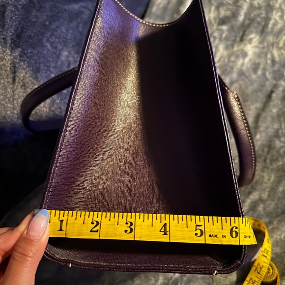 Dooney & Bourke Pebble Grain Satchel - Picture 4 of 6